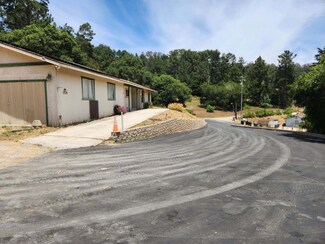 819 Lewis Rd, Royal Oaks, CA 95076