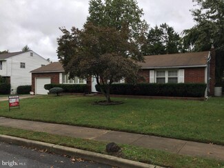 13 Cornell Ave, Stratford, NJ 08084