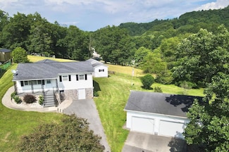 150 Snow Vista Rd, Bluefield, WV 24701