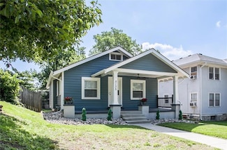 5135 Tracy Ave, Kansas City, MO 64110