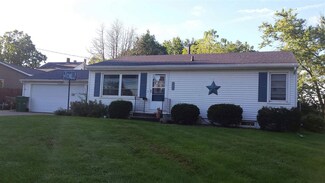 307 Cherry St, West Union, IA 52175