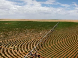 120 Cr, Plains, TX 79355