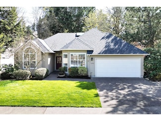 5592 Yorkshire Place, Lake Oswego, OR 97035