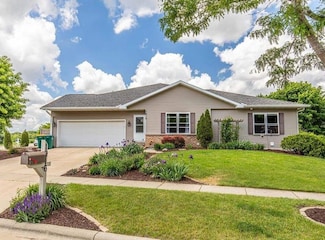 1916 Eastwood Way, Mount Horeb, WI 53572