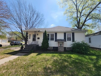 1003 W 7th St, Grand Island, NE 68801