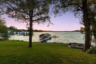 16612 Grays Bay Blvd, Wayzata, MN 55391