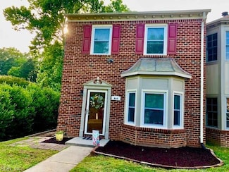 864 Creekside Crescent, Chesapeake, VA 23320