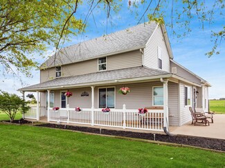24130 Mouser Rd, New Holland, OH 43145