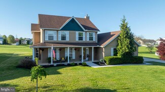 1035 Cherimoya St, York, PA 17404