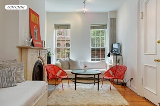 251 W 21st St Unit 1, New York, NY 10011