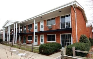 323 N Princeton Ave Unit 2, Villa Park, IL 60181
