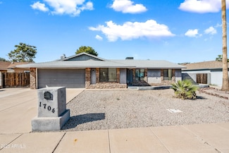 1704 W Rosal Dr, Chandler, AZ 85224