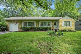 5501 N Troost Ave, Kansas City, MO 64118
