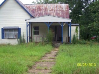 60 W College St, Clayton, AL 36016
