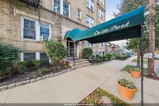 122 W 39th St Unit B2, Bayonne, NJ 07002