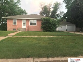 503 6th Ave W, Benkelman, NE 69021