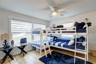 546 Agnes St, Sebastian, FL 32958
