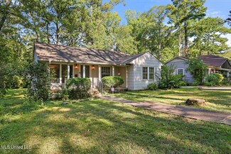 4535 Meadowridge Dr, Jackson, MS 39206