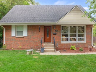 18618 Golfview Ave, Homewood, IL 60430
