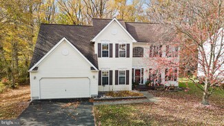 13 Pollari Cir, Newark, DE 19702
