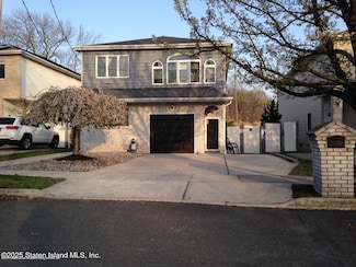 90 Hawley Ave, Staten Island, NY 10312