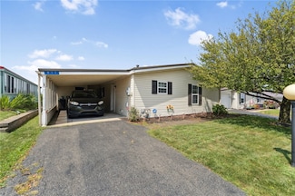 811 Clover Ln, Murrysville, PA 15668