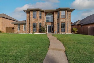 1624 Mockingbird Ln, Desoto, TX 75115