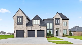 204 Sabal Bend Dr, Youngsville, LA 70592