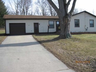 307 E River View Dr, Byron, IL 61010