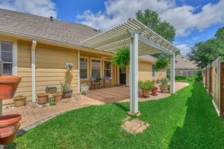 18 E Kentwick Place, Conroe, TX 77384