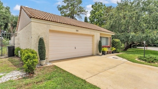 454 San Jose Dr, Winter Haven, FL 33884