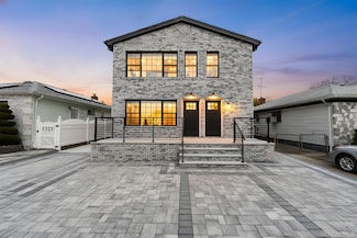 24149 148th Dr, Rosedale, NY 11422