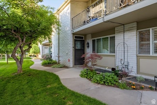 4879 S 1690 E, Salt Lake City, UT 84117