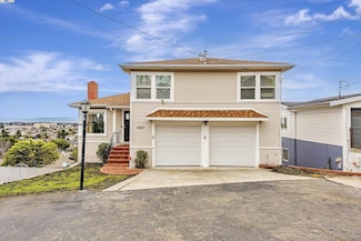 9883 Lawlor St, Oakland, CA 94605