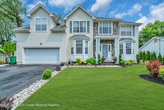 340 Hillside Dr, Manchester, NJ 08759