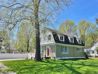 822 E Union Ave, Litchfield, IL 62056
