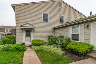 412 Farmingdale Cir Unit 3202, Vernon Hills, IL 60061