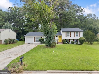 6940 Cainwood Dr, Atlanta, GA 30349