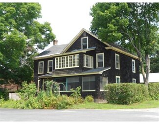 5 Chestnut Ln, Turners Falls, MA 01376