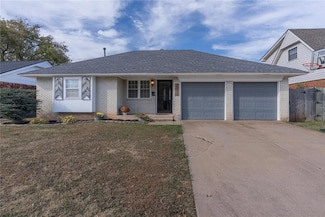 1317 Lawton, Moore, OK 73160