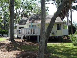 429 Sea Cloud Cir, Edisto Island, SC 29438