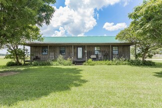 4516 Amerada Rd, Kaplan, LA 70548