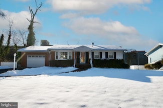 8319 Carnegie Dr, Vienna, VA 22180