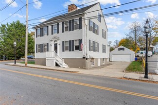 282 Thames St, Bristol, RI 02809