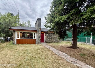 290 Park St, Anchorage, AK 99508