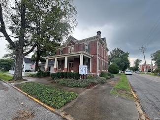 903 Broadway St, Vincennes, IN 47591