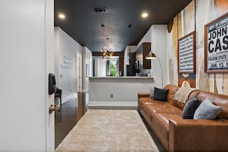 210 30th Ave N Unit 211, Nashville, TN 37203