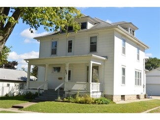 808 2nd Ave, Vinton, IA 52349