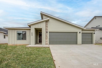 2833 N Eagle Meadow Ave, Kuna, ID 83634