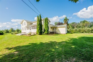 5787 S Geneva Rd, Sodus, NY 14551